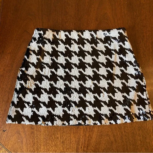 ZARA Black White Sequin Houndstooth Mini Skirt